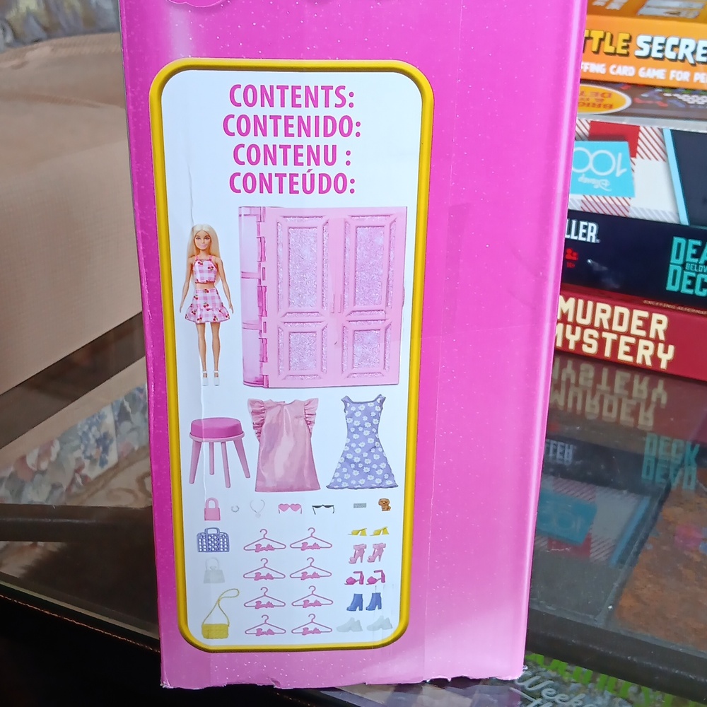 BARBIE DREAM CLOSET - Picture 2 of 9